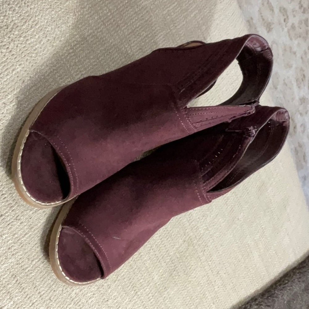 New Burgundy Sonoma Dress Shoes